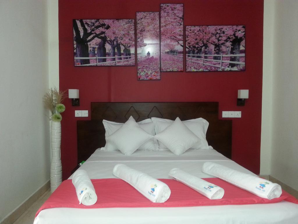 Mama Beach Villa Negombo Buitenkant foto