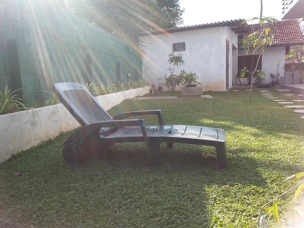 Mama Beach Villa Negombo Buitenkant foto